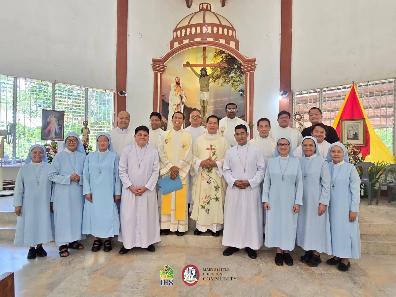 𝗣𝗥𝗢𝗙𝗘𝗦𝗦𝗜𝗢𝗡 𝗢𝗙 𝗩𝗢𝗪𝗦 | On the Solemnity of the Most Sacred Heart of Jesus, Mary's Little Children Community offers praise to God for the gift of vocation and His abiding love and faithfulness.